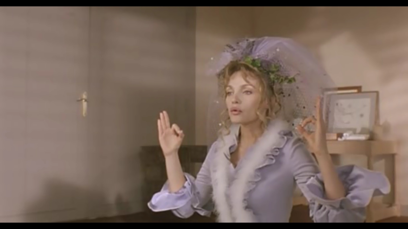 Arielle Dombasle Un Indien Dans La Ville Le yoga